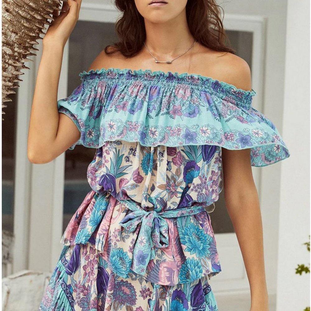 ✰ SALE 🌠UFT Spell Siren Song Blouse